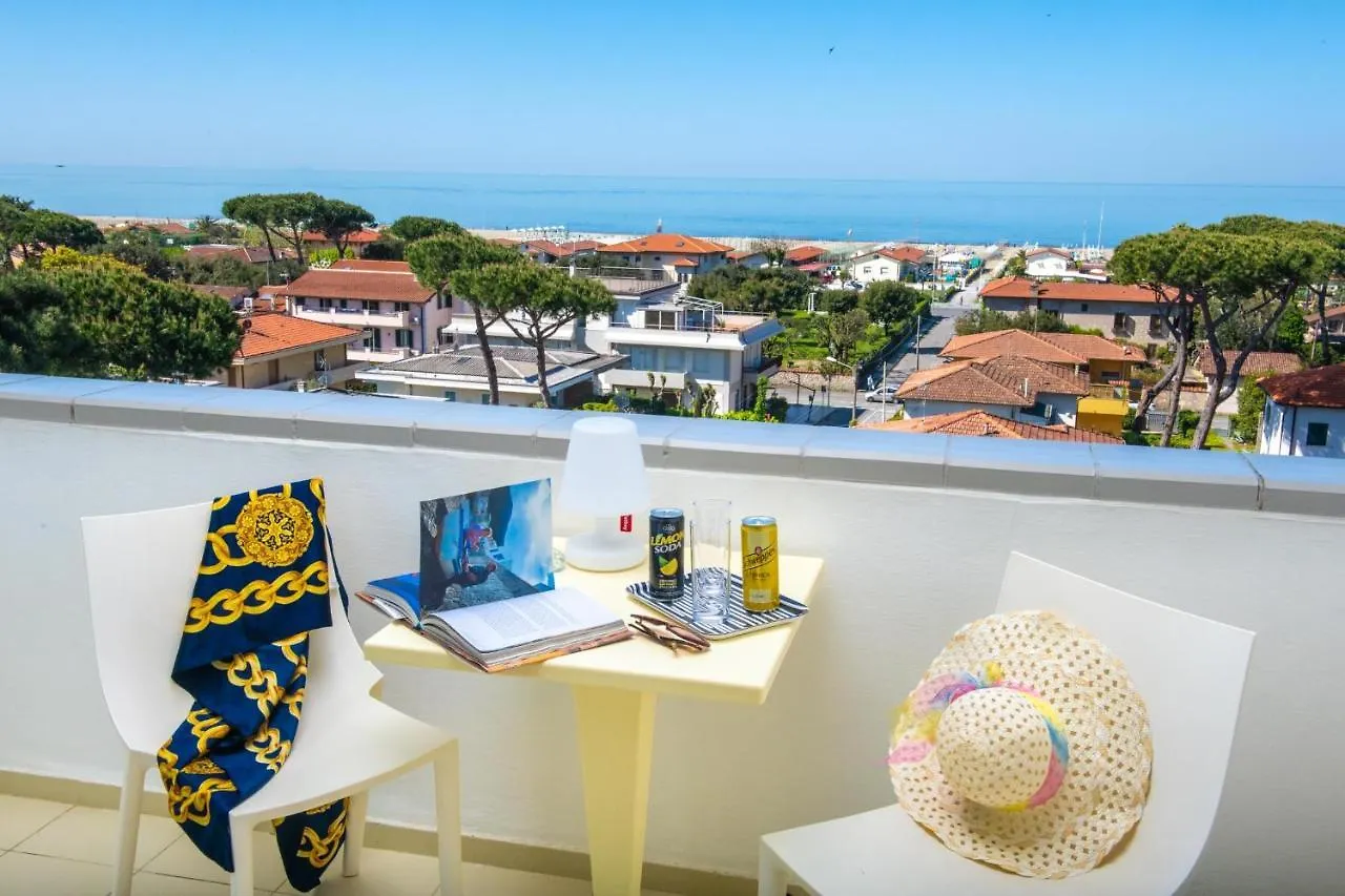 Amarina Hotel Marina di Pietrasanta 3*,  Ιταλία